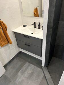 Flisearbejde (badeværelse)